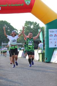 BIB: 1565, 
                            <button type="button" onclick="openModal(3642262)" class="btn btn-primary btn-sm float-right btn-popup" data-toggle="modal" data-target=".modal-high-quality">
                        <i class="fas fa-shopping-cart"></i> Add to Cart
                    </button>
                                            <button type="button" onclick="isThisMe(3642262, true)" class="btn btn-success btn-sm float-right btn-popup btn-isme hidden" data-toggle="tooltip" data-placement="bottom" title="นี่คือรูปของคุณใช่ไหม คลิกที่นี่เพื่อเอาเข้าอัลบั้ม">
                        <i class="fas fa-plus"></i> Add to album
                    </button>
                    <button type="button" onclick="isThisMe(3642262, false)" class="btn btn-warning btn-sm float-right btn-popup btn-isnotme hidden">
                        <i class="fas fa-ban"></i> Remove from album
                    </button>